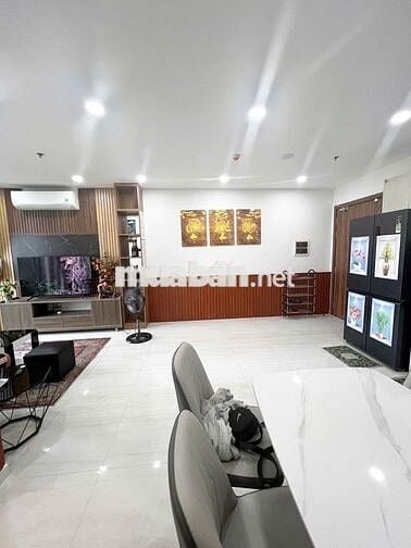 Cần bán nhanh căn hộ Happy One Central, 93m2 3PN Full nội thất mới