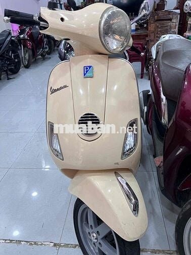 vespa biển thành phố