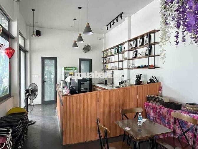 Cho Thuê Quán Cafe Góc 2 Mặt Tiền Bùi Trang Chước 10m5 Kinh Doanh