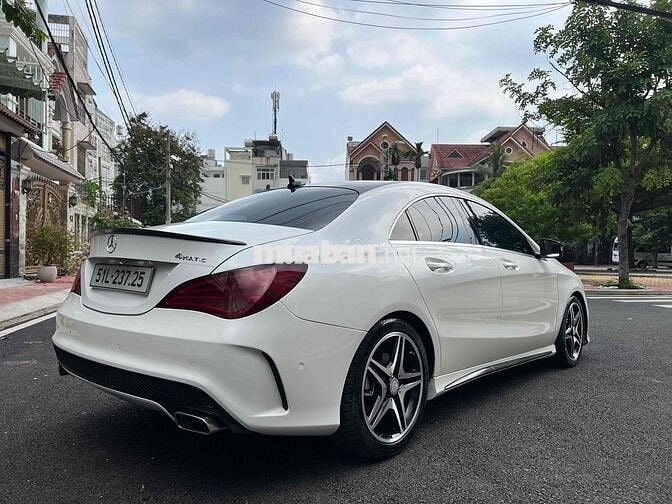 Mercedes Benz CLA 250 Coupe 4Matc model 2015