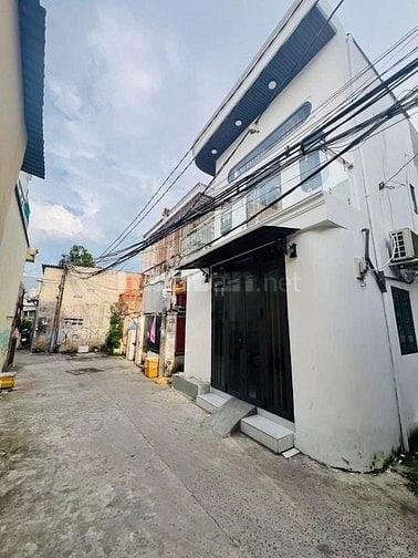 Bán Gấp Nhà Hẻm Huỳnh Tấn Phát Q7, 32m2, 2 Tầng, Giá Hời Chỉ 2.9 Tỷ,