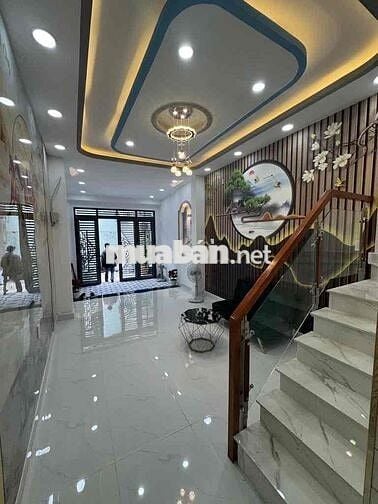 Nhà Đẹp 4 Tầng — Gần Hậu Giang Minh Phụng (3.5m x 16m) Hướng Đông