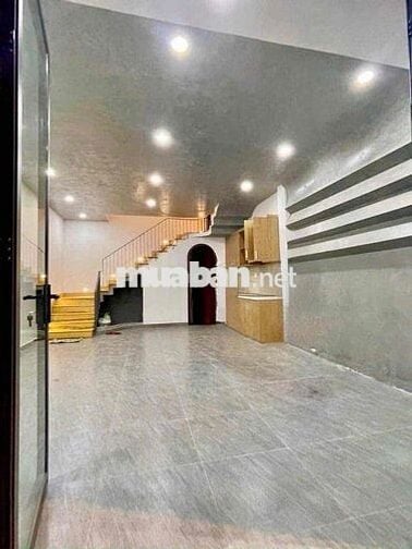 Cho thuê nhà Hẻm Xe Tải Hậu Giang Trệt 3 lầu sân thượng , Quận 6