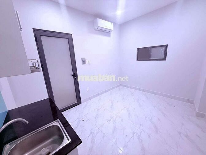 Studio Nằm Giữa VLU CS3 và Hutech, Mới Sạch Sẽ, 20m2