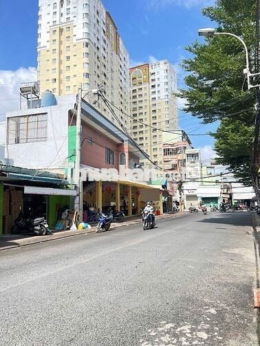 Mặt Tiền Khu Bàu Cát Diện Tích 10x11 Ngay Ngã Ba Đồng Đen.