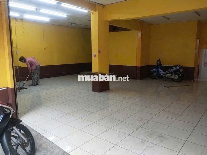 Mặt Tiền Khu Bàu Cát Diện Tích 10x11 Ngay Ngã Ba Đồng Đen.