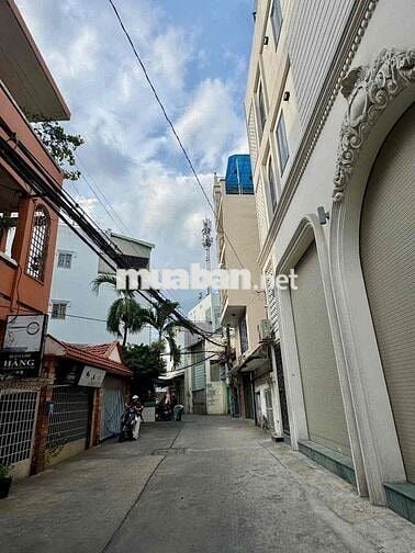 Cho thuê nhà Hẻm Xe Tải Hậu Giang Trệt 3 lầu sân thượng , Quận 6