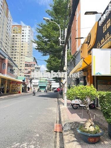 Mặt Tiền Khu Bàu Cát Diện Tích 10x11 Ngay Ngã Ba Đồng Đen.