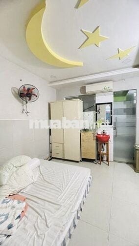 HXH thông kinh doanh Trường Sa 40m2 kết cấu 3 tầng 4PN nhỉnh 8T