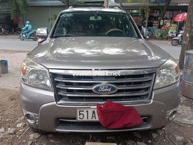 Fo Everest ₫ời 2011 máy đầu số tự đong gia 265tr