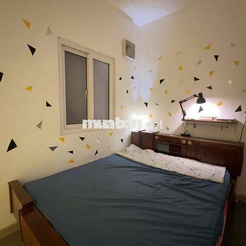 Phòng trọ Hàng Xang đầy đủ nội thất, có máy lạnh, wc riêng, nhỉnh 3 tr