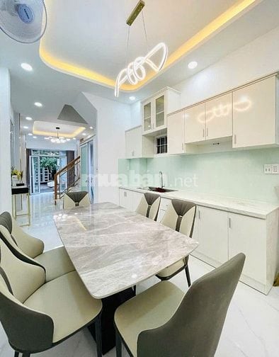 Chính chủ bán nhà 35m² đường Hậu Giang, P6, Q6. Hẻm 5m, giá 1 tỷ 750tr