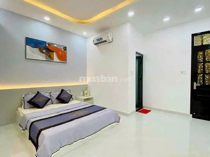 cần tiền bán gấp căn 60m2 quận 4 , hẻm oto6m, giá chào 2ty740trieu TL
