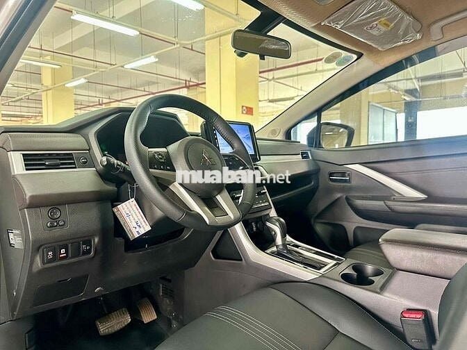 Mitsubishi Xpander 2024 AT Premium - 30000 km