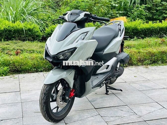 HONDA VARIO 160 XÁM GIẤY HẢI QUAN CHƯA ĐĂNG KÝ