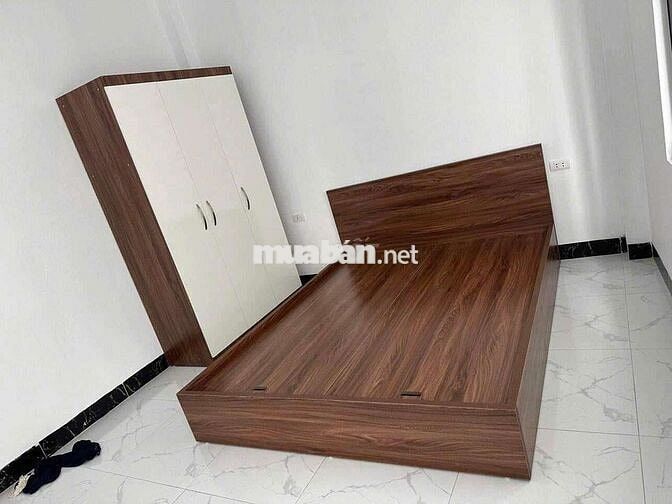 Gia đình chuyển chỗ ở cần bán lại căn nhà mới xây 6 tầng đẹp sẵn đồ