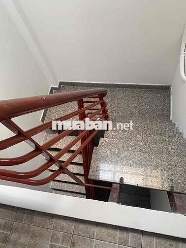 Cho thuê nhà nguyên căn 5 tầng hẻm 312 Quang Trung gần Ubnd quận GV