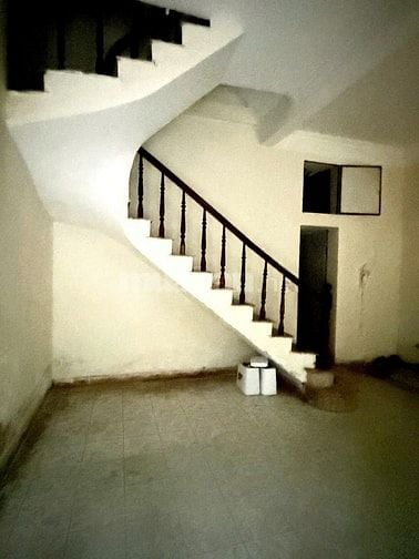 Nhà có Sân rộng gần ĐH Công Đoàn 70m 21,8 tỷ