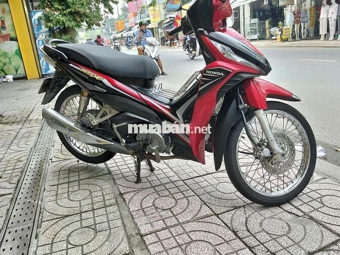 Wave RSX Fi bstp chính chủ xe đẹp long lanh máy êm