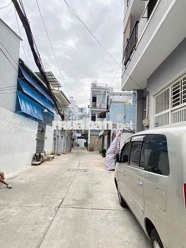 ĐẤT SÁT MẶT TIỀN HẺM XE HƠI QUAY ĐẦU, 5x14m. KHU VỰC XÂY TỰ DO. 6T hơn