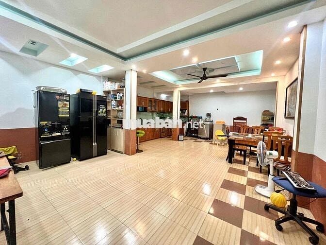 CHO THUÊ NHÀ KINH DOANH 3 TẦNG 7 PHÒNG TRỐNG SIÊU RỘNG MẶT TIỀN LÊ HỒN