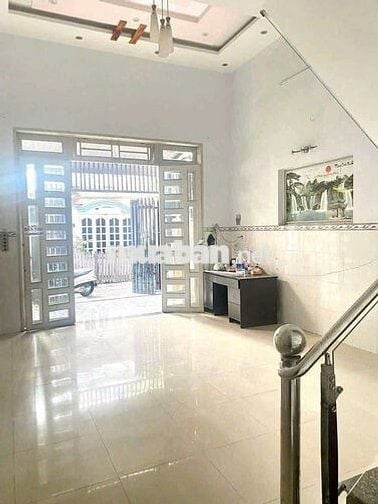 Cho thuê nhà gần ngã tư chiêu liêu 3 phòng ngủ