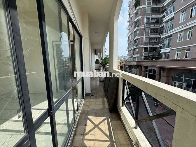 3 mặt tiền đường 12m , xe tải chạy vi vu, cty làm văn phòng,