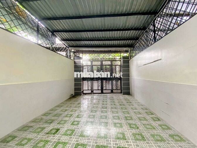 NHÀ MT 3 TẦNG KINH DOANH SÂN RỘNG - ĐƯỜNG 10M KDC SẦM UẤT, THỦ ĐỨC