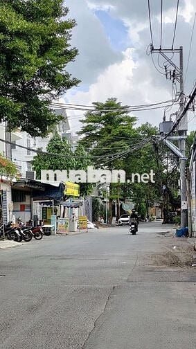 NHÀ MT 3 TẦNG KINH DOANH SÂN RỘNG - ĐƯỜNG 10M KDC SẦM UẤT, THỦ ĐỨC
