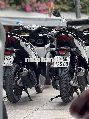 VARIO 125/2024 bstp 9 chủ sang tên xe như mới