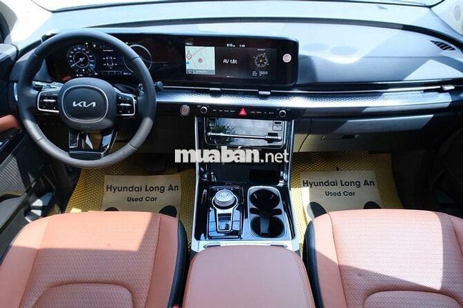 Kia Carnival Signature 2.2D 2023 - 21000 km