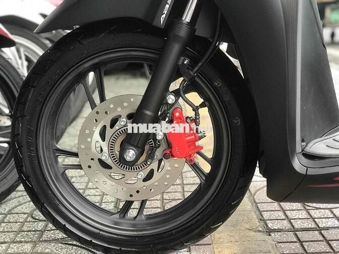 Y THÙNG SH160 ABS BSTP 800km - GÓP NỢ XẤU 2%