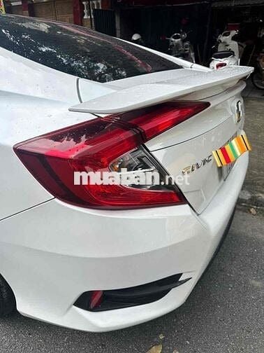Honda Civic 2019 G màu trắng chính chủ