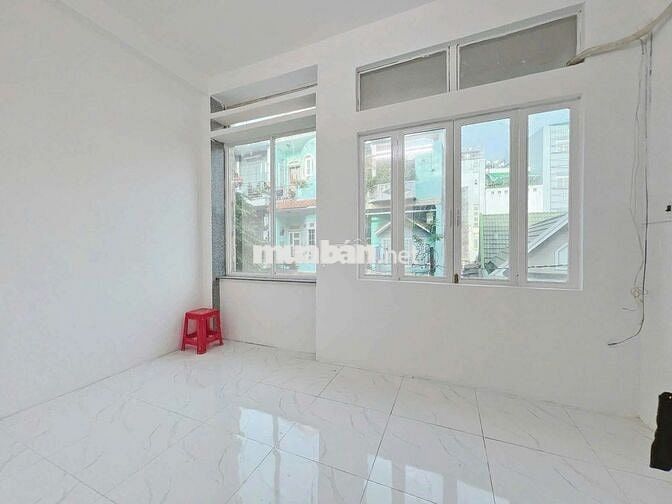 NHÀ NƠ TRANG LONG 4,5x11m TRỆT-2L, 1 TUM, L3 3PN, 3WC, PHÙ HỢP Ở GĐ