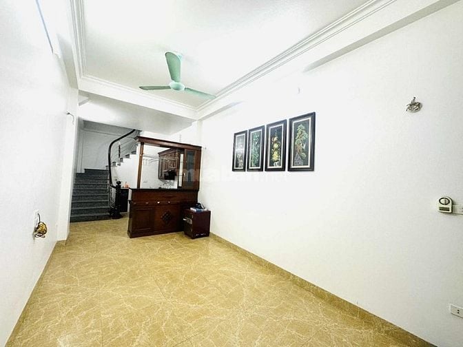 🏡 Việt Hưng – Nhà 4 tầng dân xây chắc chắn  Diện tích 35m²,7,2 tỷ, 