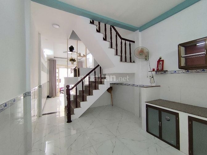 Bán Nhà đường Bà Hom quận 6 cách Mặt tiền 50m 2 tầng 50m2 giá 4.85 tỷ