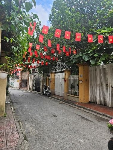 🏡 Việt Hưng – Nhà 4 tầng dân xây chắc chắn  Diện tích 35m²,7,2 tỷ, 