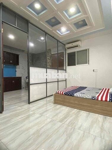 cho thuê 1pn diện tích siêu thoải mái ngay ngã tư hàng xanh.