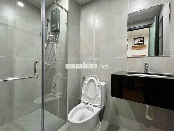 Ở Ngay Phòng 35m2 Ban Công Ngay Phan Xích Long Gần Q1 Q3 Trung Tâm TP