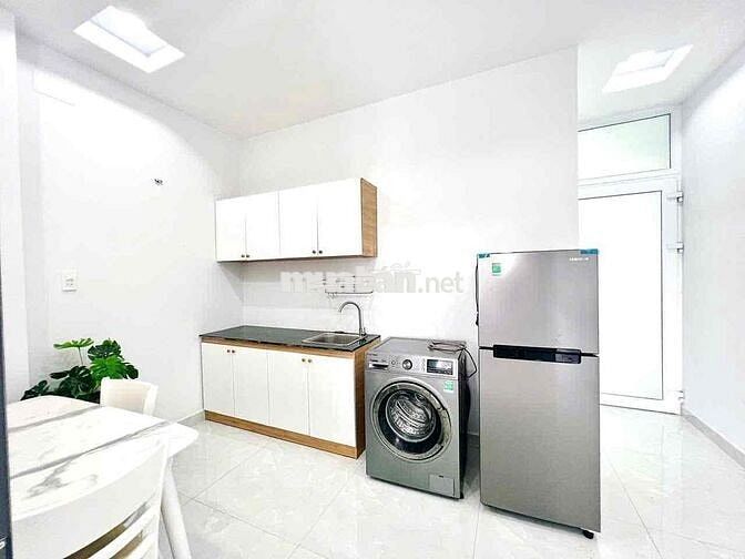 QUẬN 10- SIÊU PHẨM BAN CÔNG THOÁNG FULL NT HIỆN ĐẠI- ĐH BÁCH KHOA, KT