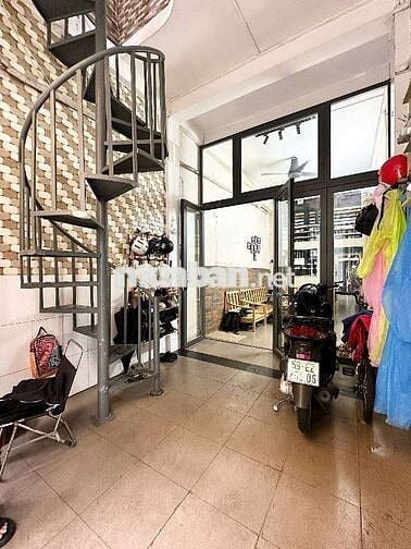 [QUAN1] MT NGUYỄN TRÃI NCT. 6 TANG , 10PN10WC,DTSD 58M2 . HẺM RỘNG 5M