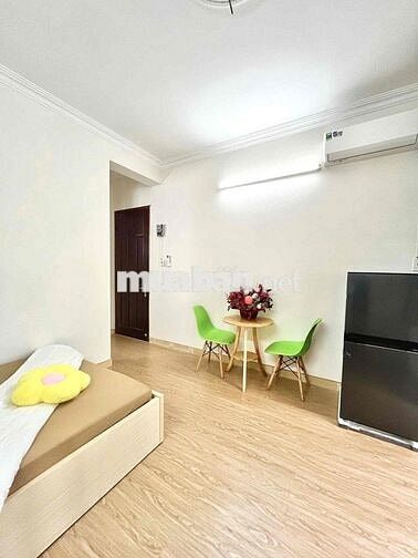 Studio ban công - tách bếp - full nội thất kế bên Landmark 81