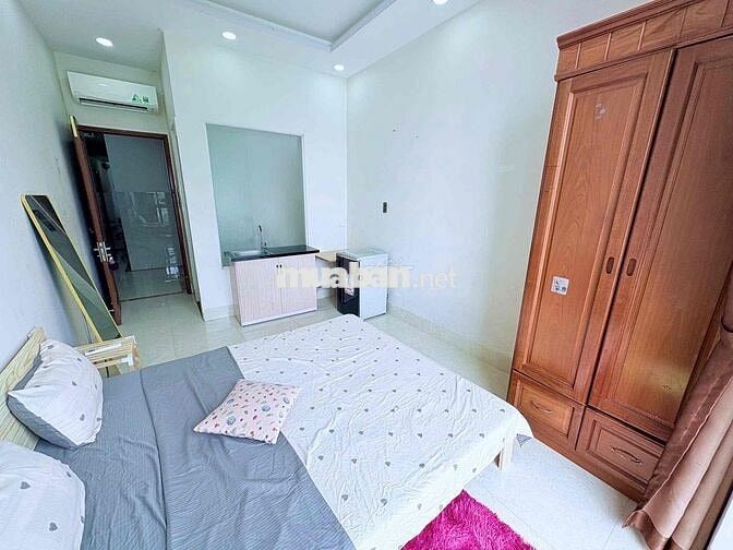 Studio xinh cửa sổ đón sáng- Full nội thất gần Chợ Bà Chiểu