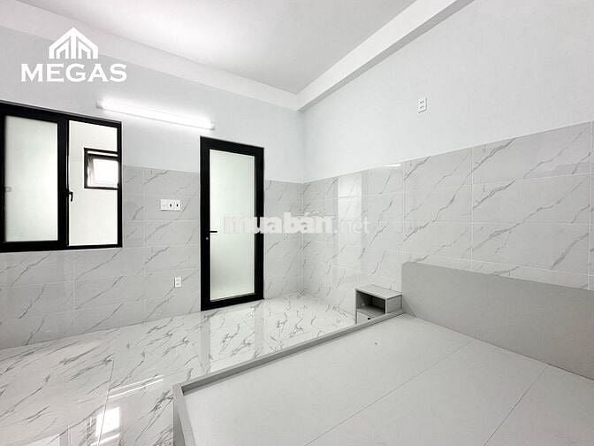 Studio mới keng nằm ngay trường đại học IUH