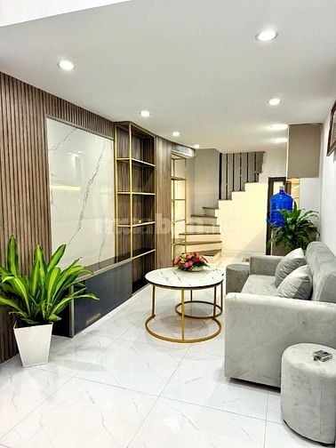 Nhà nhỏ đẹp xinh ngõ 176 Trương Định