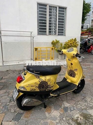 Xe piaggio vespa