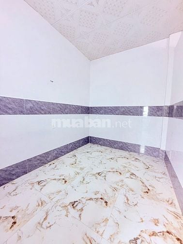 Nhà riêng chính chủ, 2 phòng ngủ, 100% thổ cư, giá 780trieu bao giấy