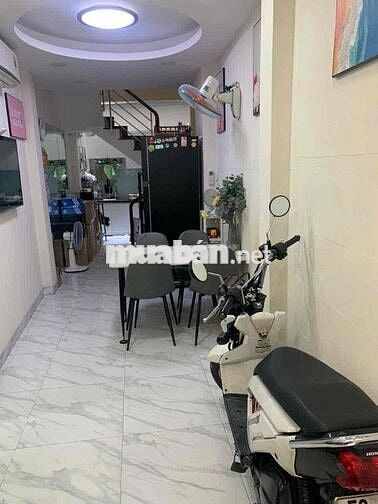 CHO THUÊ NHÀ 60/3/1 LÊ THỊ RIÊNG PHƯỜNG BÊN THÀNH QUẬN 1