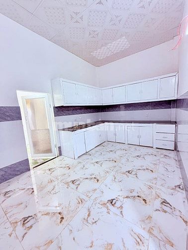 Nhà riêng chính chủ, 2 phòng ngủ, 100% thổ cư, giá 780trieu bao giấy