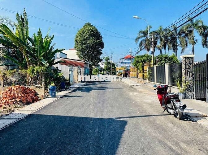 ĐẤT NGUYỄN THỊ LẮNG, 5M X 25M, SỔ SẴN, GIÁ 475 TRIỆU, BAO HẾT THUẾ PHÍ
